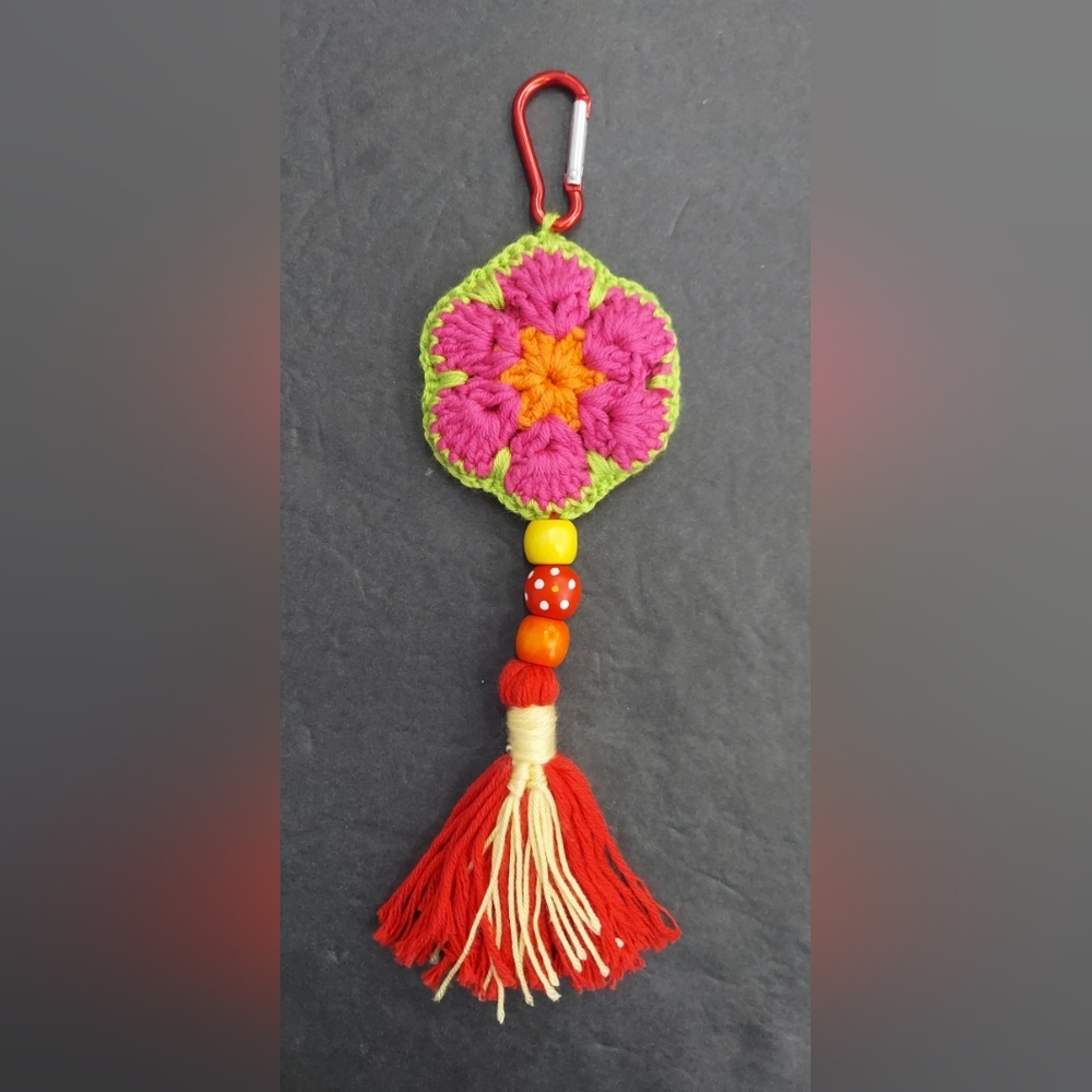 Handmade Flower knitting Bag Car key Chain with Nice Decorative Color Beads